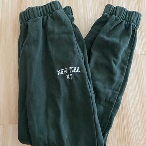 Brandy Melville Rosa Sweatpants